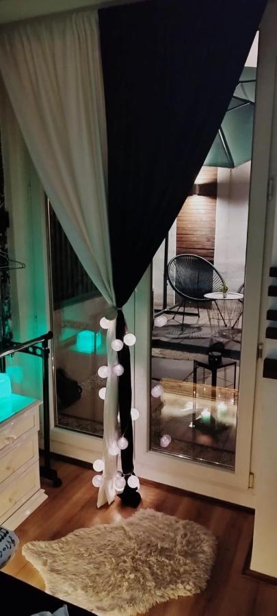Studio Apartman Black & White Centar Sarajevo Free Parking Dış mekan fotoğraf